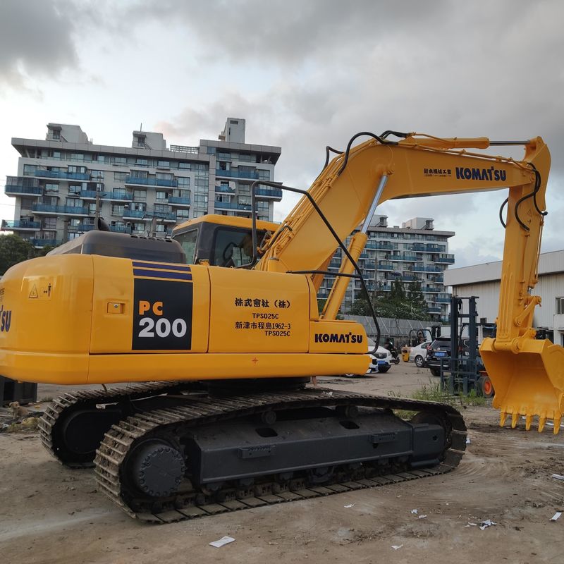 Χρησιμοποιούμενος εξορυκτής Komatsu PC200-7 μεταχειρισμένος εξορυκτής 20 τόνων μεσαίου τύπου