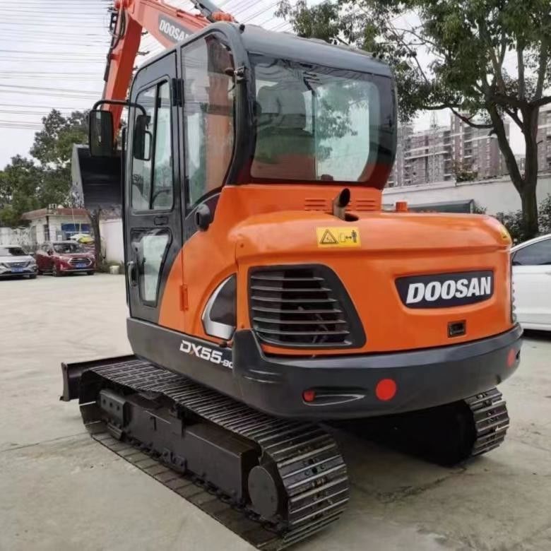 Χρησιμοποιούμενος Doosan Digger DX55 μεταχειρισμένος 5.5ton μικρού τύπου Mini Crawler Excavator