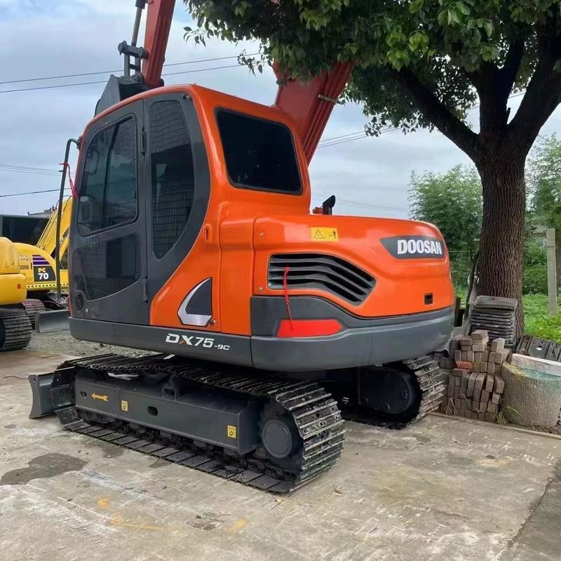 Χρησιμοποιούμενος εξορυκτής Doosan DX75 μεταχειρισμένος εξορυκτής μικρής χωρητικότητας 7,5 τόνων