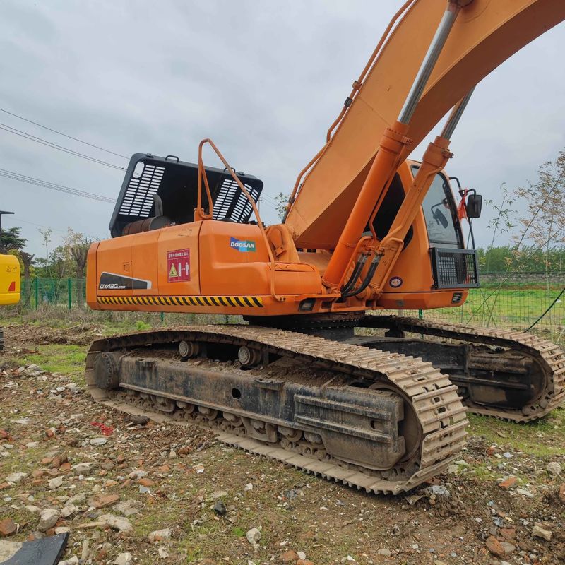 Χρησιμοποιούμενος Doosan Digger DX420LC μεταχειρισμένος 42 τόνων Μεγάλος τύπος Excavator Crawler