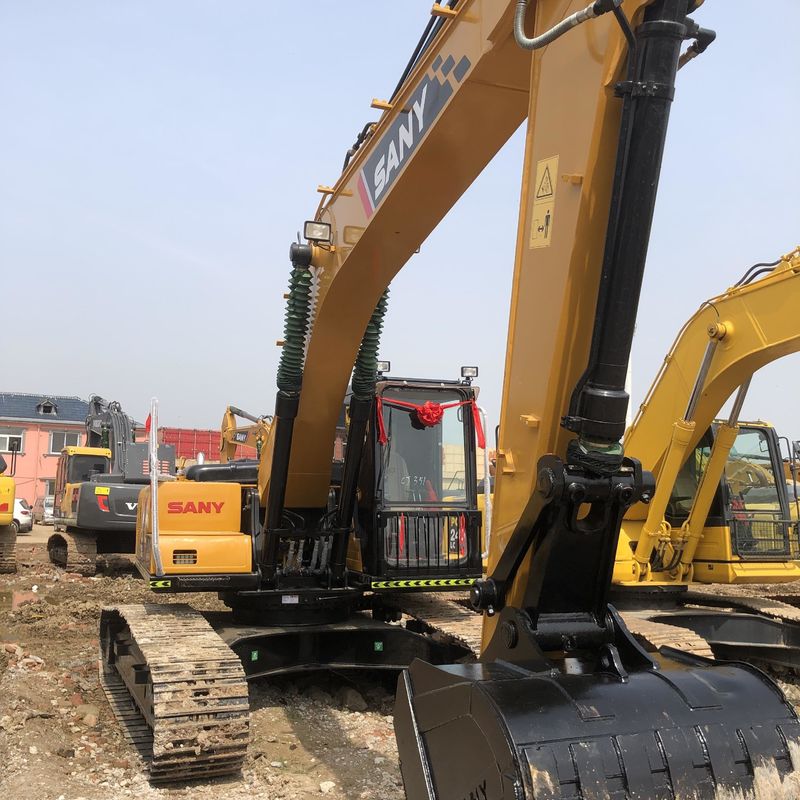 Χρησιμοποιούμενο SANY Digger SY215C μεταχειρισμένο 21.5 σε μεσαίου τύπου σκάφος