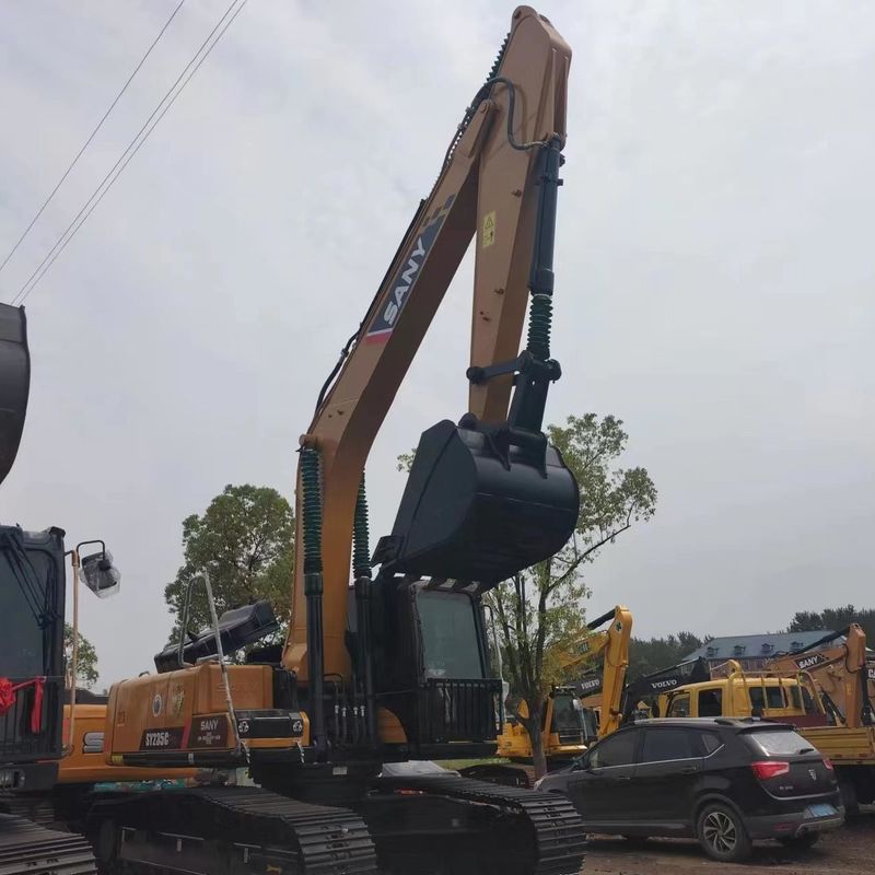 Χρησιμοποιούμενο SANY Digger SY235C μεταχειρισμένο 23.5 σε μεσαίου τύπου σκάφος