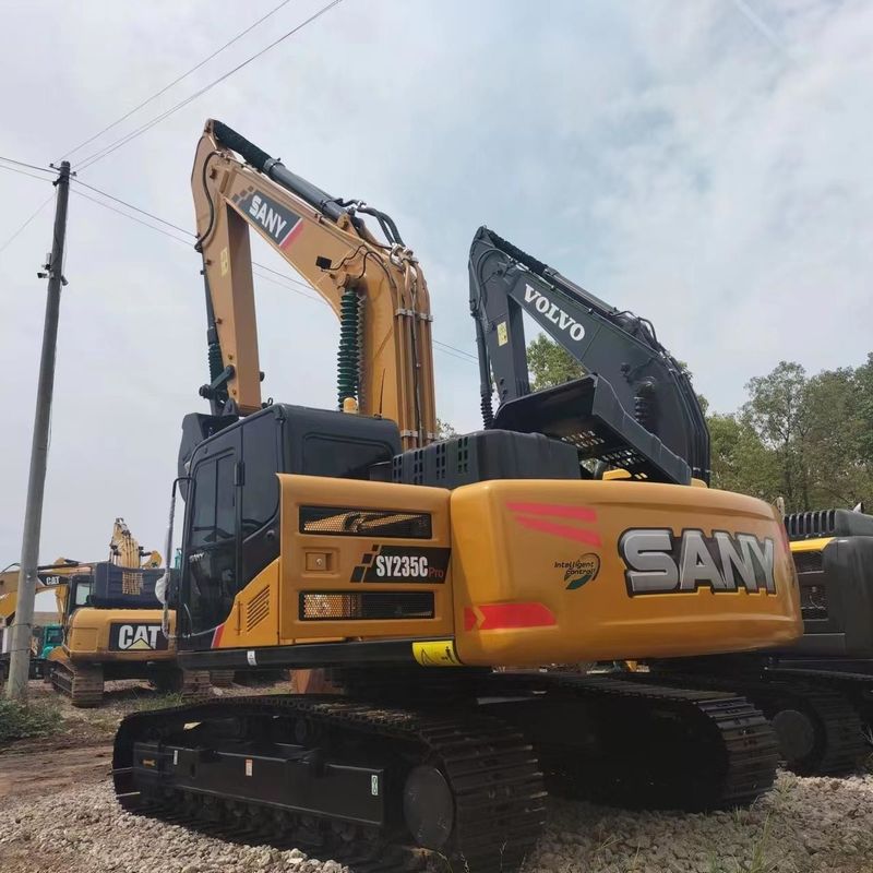 Χρησιμοποιούμενο SANY Digger SY235C μεταχειρισμένο 23.5 σε μεσαίου τύπου σκάφος