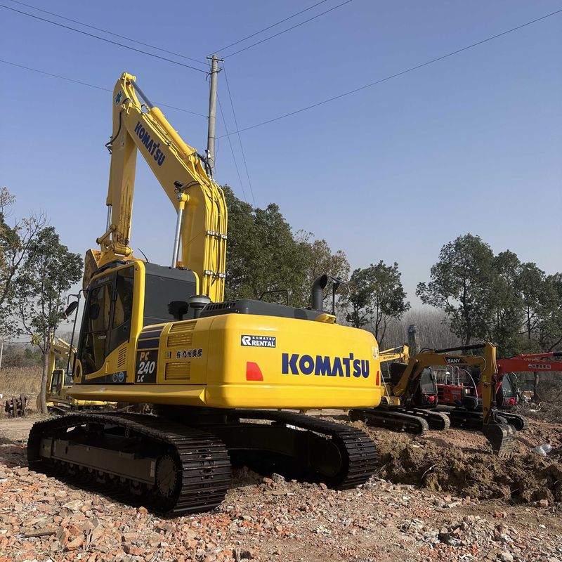Χρησιμοποιούμενος εξορυκτής Komatsu PC240-8 Χρησιμοποιούμενος εξορυκτής μεσαίου τύπου 24 τόνων