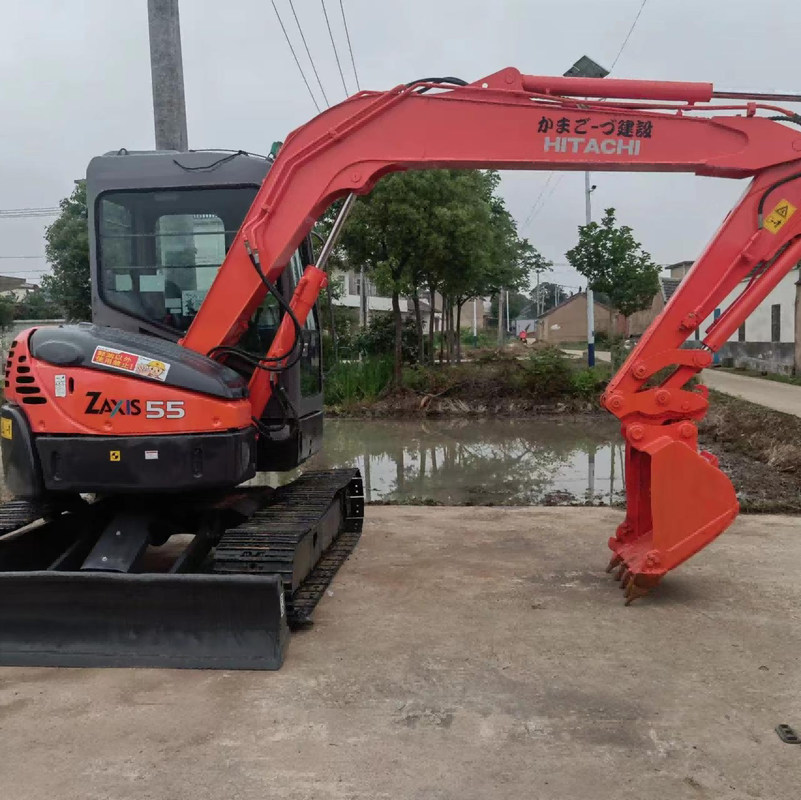 5 τόνων Μίνι ντίζελ Used Excavator Hitachi ZX55 Pre Owned Crawler 38.23HP manual