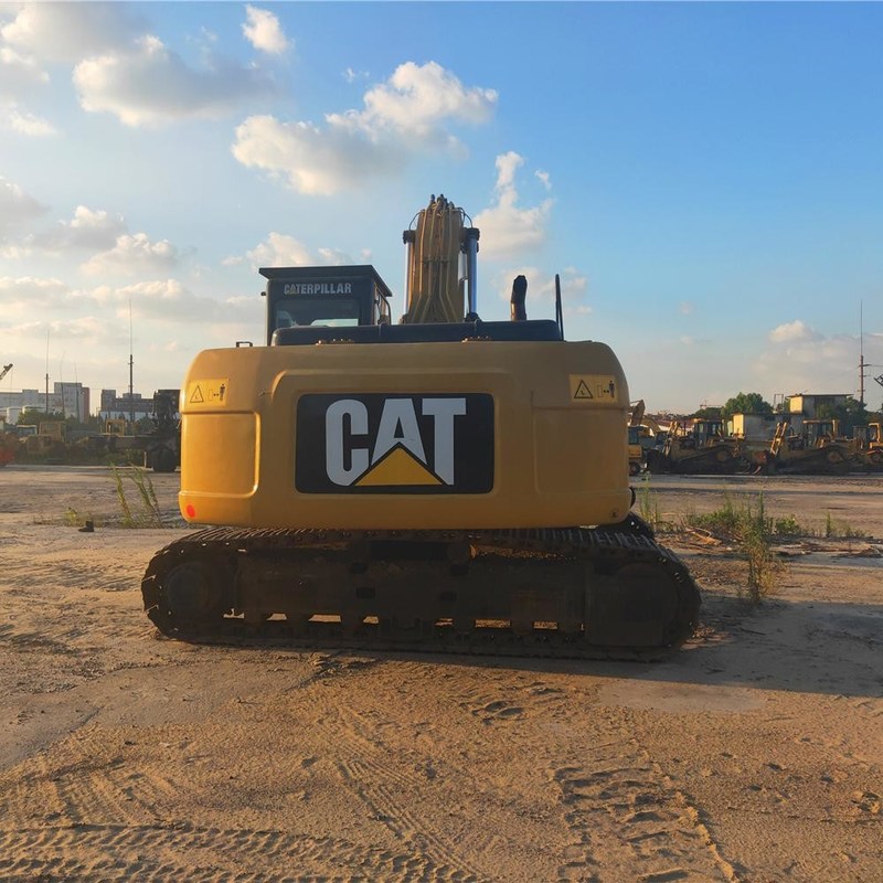 25 τόνους Χρησιμοποιούμενος εξορυκτής CAT 325D Crawler Digger 140kw 1,4m3 χωρητικότητα κουβάς