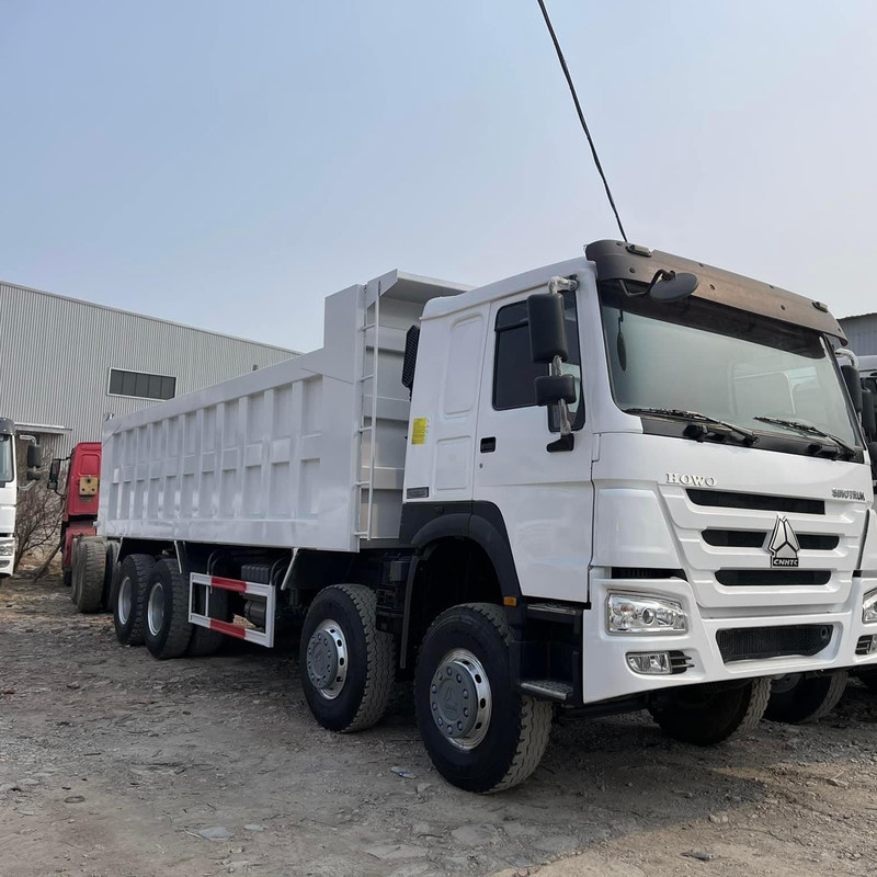 Επαναλαμβάνεται Howo 375 Sinotruk Howo 8x4 φορτηγό σκουπιδιών Tipper 40T χειροκίνητο ντίζελ