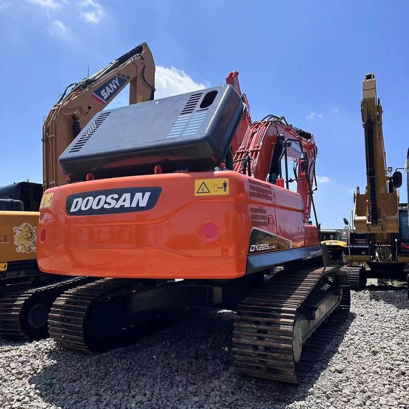 Χρησιμοποιούμενος Doosan Digger DX225 μεταχειρισμένος εκσκαφέας μεσαίου τύπου 22.5ton