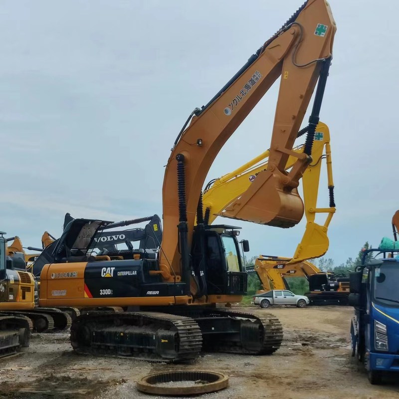 Μεγάλη μεταχειρισμένη εκσκαφέας CAT 330D2 30 τόνων Crawler Digger 156kw με 1.54m3 κουβά
