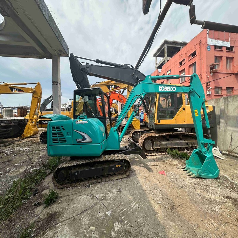 Χρησιμοποιημένος Kobelco Digger SK60 μεταχειρισμένος εκσκαφέας μικρού τύπου 6ton μικρού τύπου 35.5kw