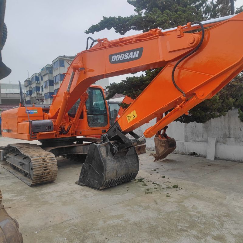 Χρησιμοποιούμενος Doosan DX225 Digger 22,5 τόνων Μεσαίου μεγέθους Excavator Crawler