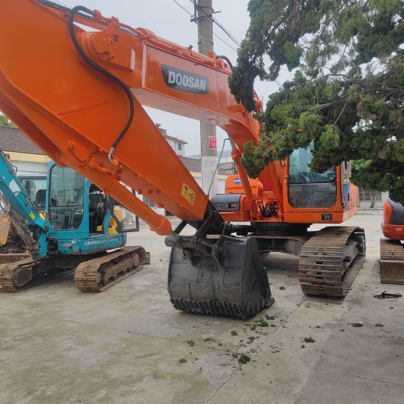 Χρησιμοποιούμενος Doosan DX225 Digger 22,5 τόνων Μεσαίου μεγέθους Excavator Crawler