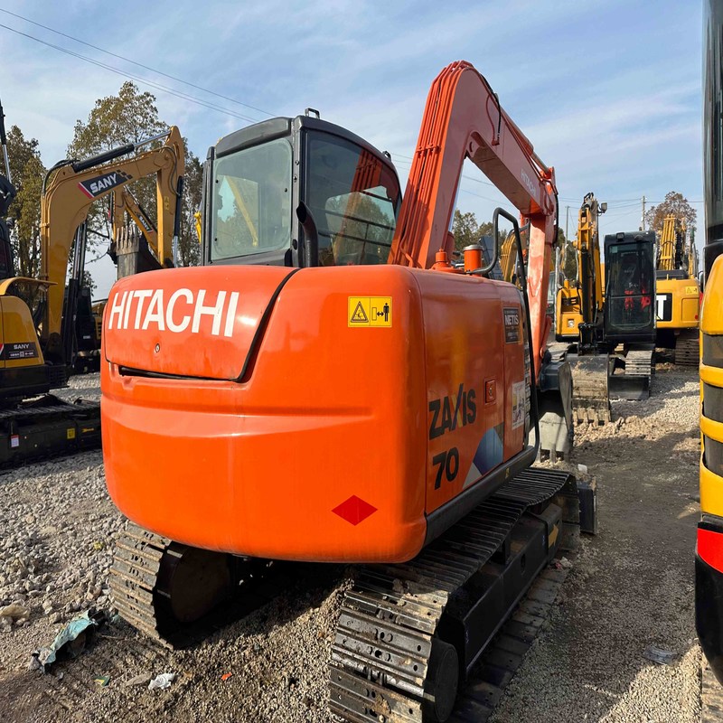 Χρησιμοποιούμενος Mini Excavator Hitachi ZX70 Χρησιμοποιούμενος 7t Original Crawler Tracked Digger 39kw