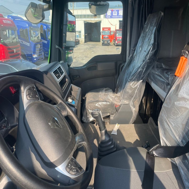 Χρησιμοποιημένο φορτηγό Howo G7 Sinotruk Howo 6x4 Tipper 10 Wheeler χειροκίνητο ντίζελ