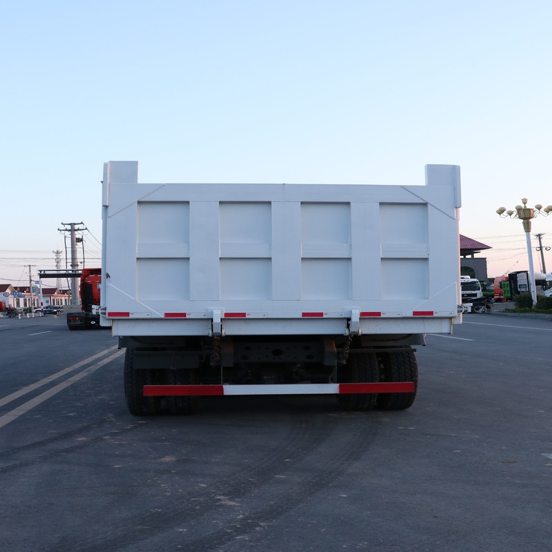 Μεταχειρισμένο Dump Truck Howo T5G Sinotruk Howo 6x4 Tipper 10 Wheeler χωρητικότητας 30m3