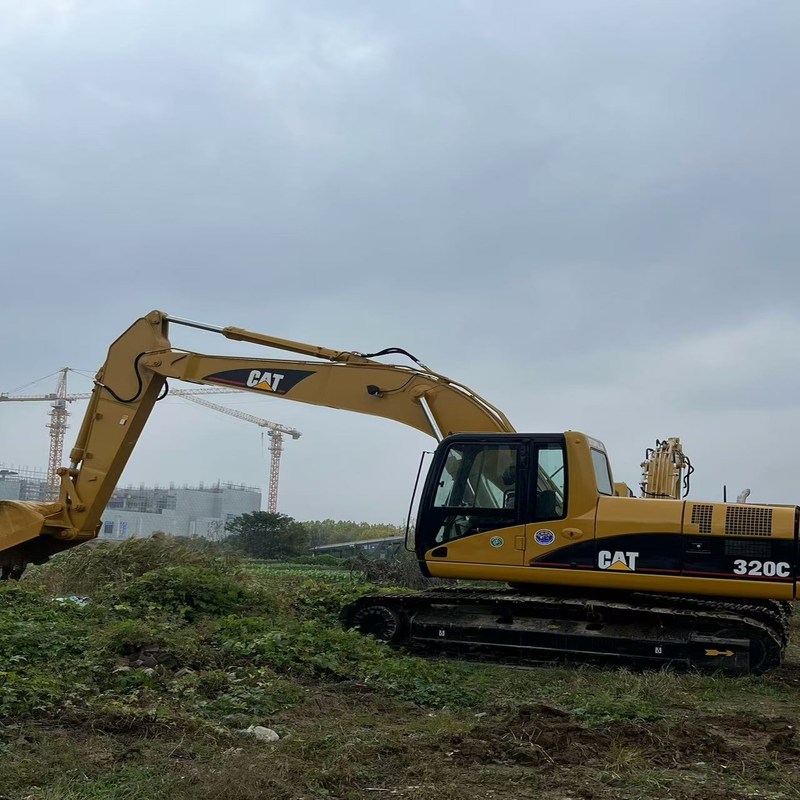 Μεταχειρισμένο εκσκαφέας CAT 320C Μεταχειρισμένο 20ton Crawler Digger 110kw με κάδο 0,8m3