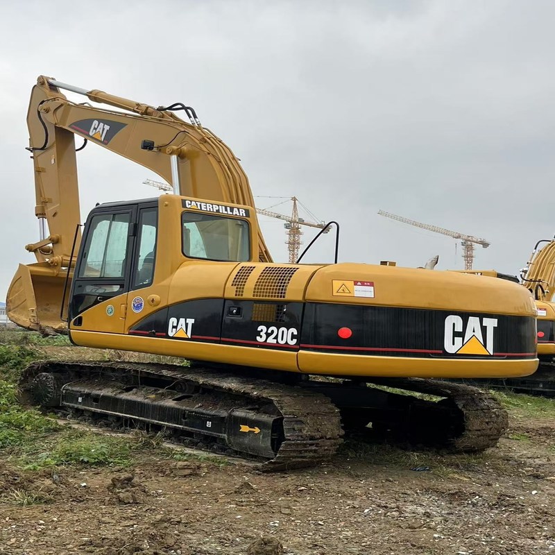 Μεταχειρισμένο εκσκαφέας CAT 320C Μεταχειρισμένο 20ton Crawler Digger 110kw με κάδο 0,8m3