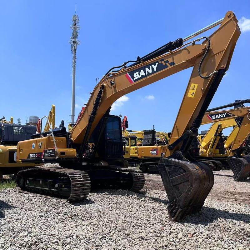 Χρησιμοποιούμενο SANY Digger SY215C μεταχειρισμένο 21.5 σε μεσαίου τύπου σκάφος