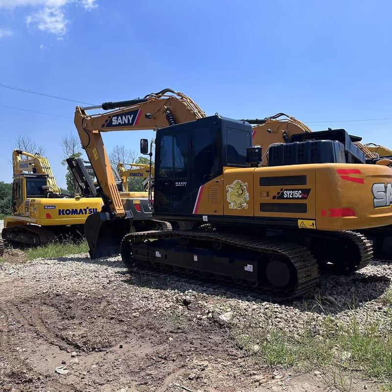 Χρησιμοποιούμενο SANY Digger SY215C μεταχειρισμένο 21.5 σε μεσαίου τύπου σκάφος