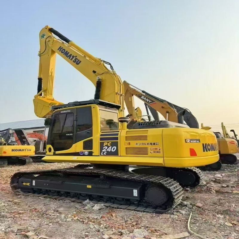 Χρησιμοποιούμενος εξορυκτής Komatsu PC240 Χρησιμοποιούμενος εξορυκτής μεσαίου τύπου 24 τόνων