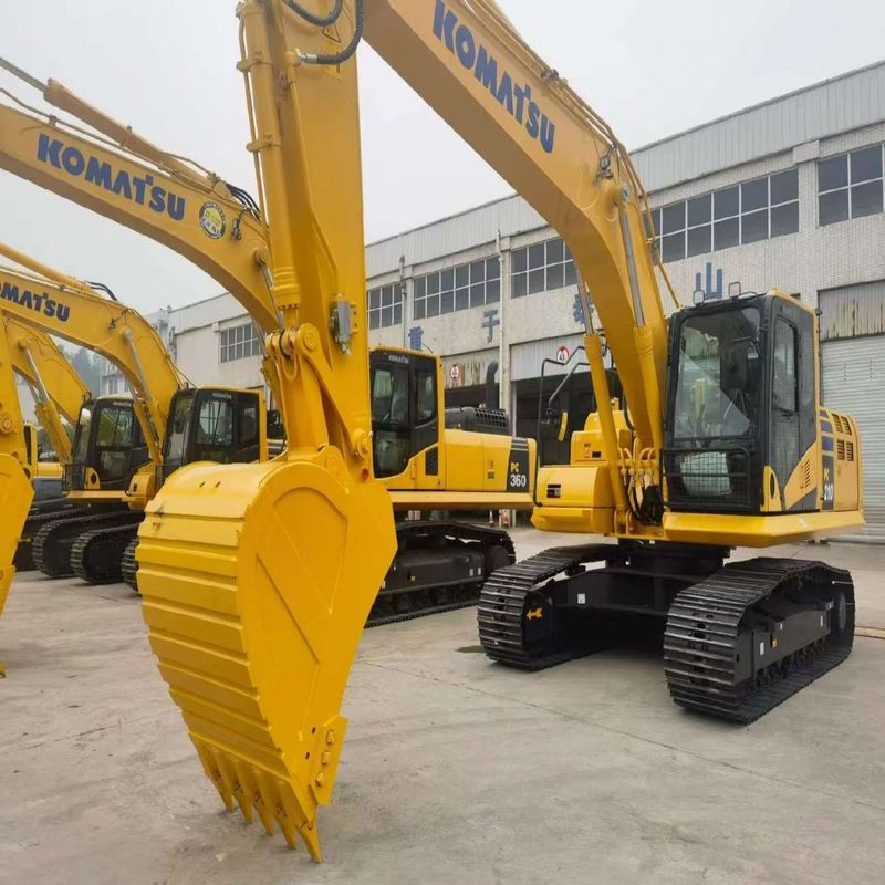 Χρησιμοποιούμενος εξορυκτής Komatsu PC210 Χρησιμοποιούμενος εξορυκτής 21 τόνων μεσαίου τύπου